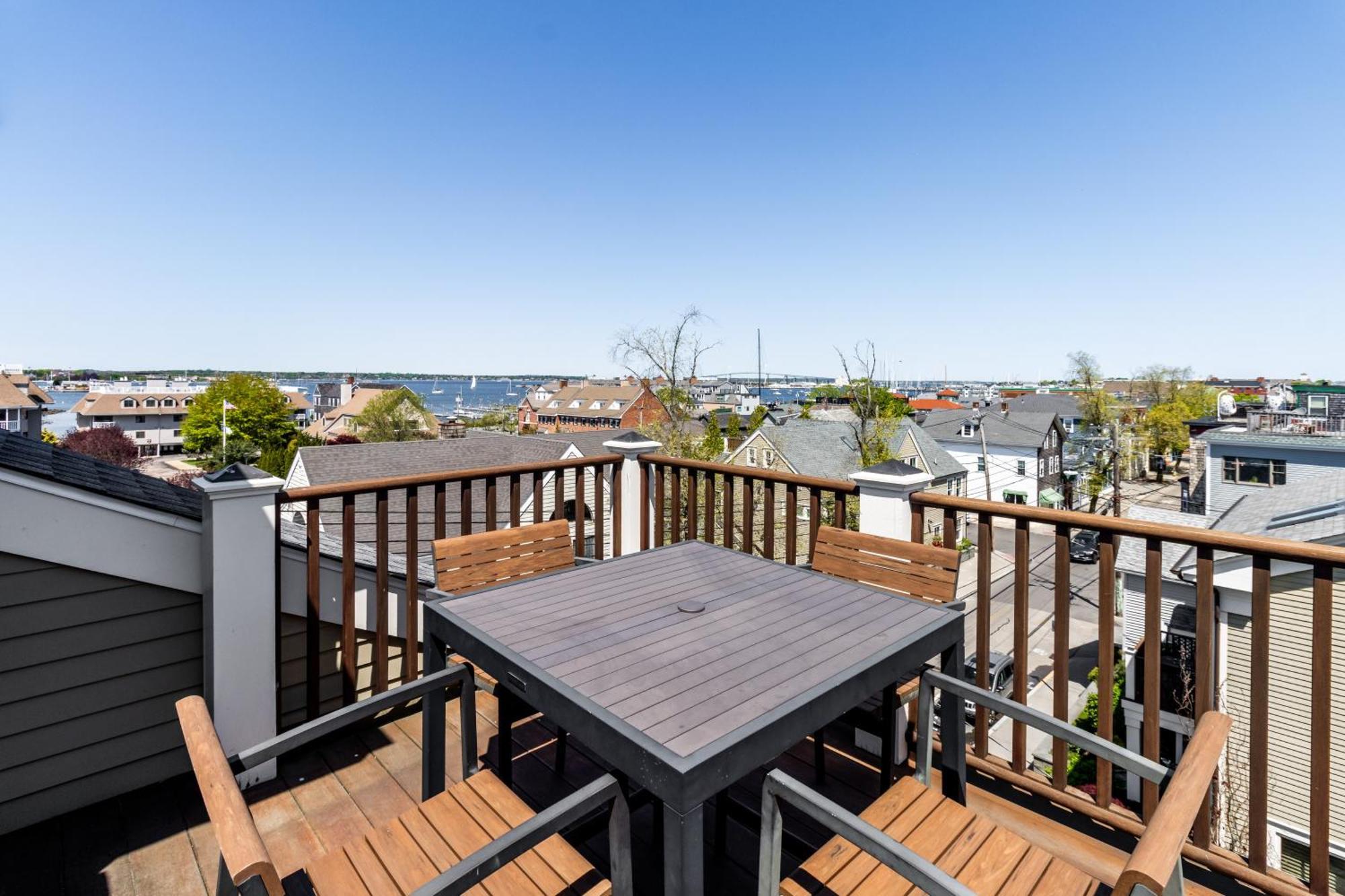 Appartamento The Newport Lofts - 548 Thames Street Esterno foto